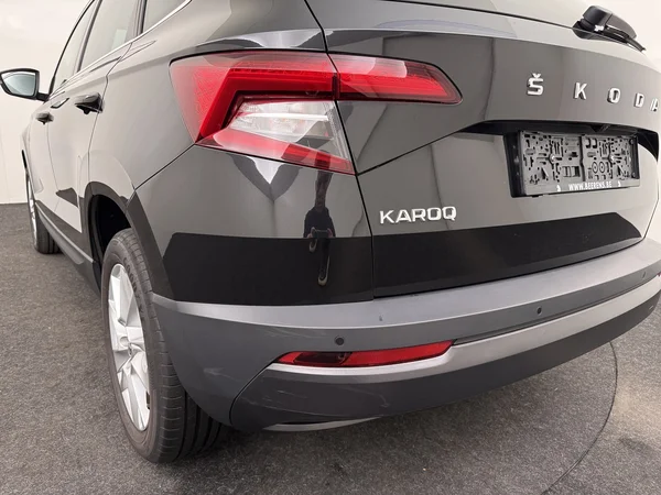 SKODA Karoq (2022) — foto 20 van 27