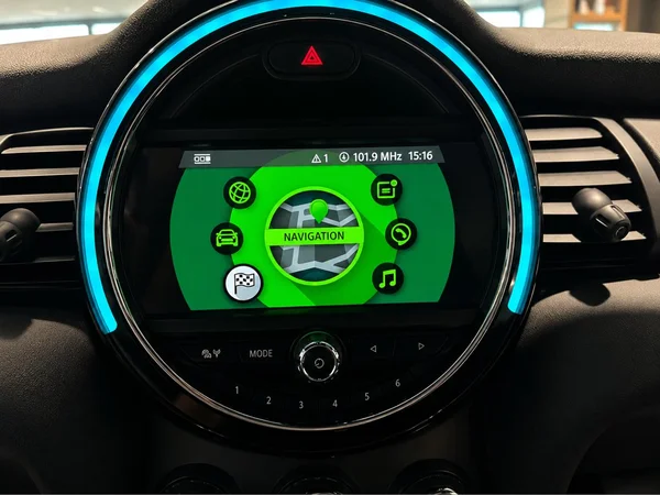MINI Mini Dsl (F56) (2018) — foto 13 van 13