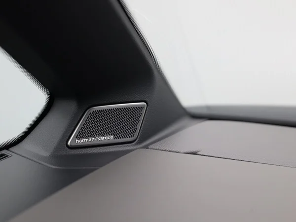 VOLKSWAGEN Multivan T7 Long eHybrid (PHEV) (2026) — foto 18 van 25