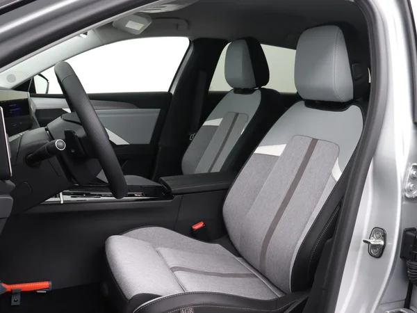 Opel Astra (2024) — foto 5 van 27