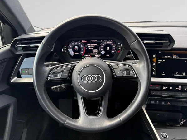 AUDI A3 Sportback (2023) — foto 4 van 24