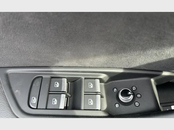 Audi A4 Avant (2023) — foto 28 van 36
