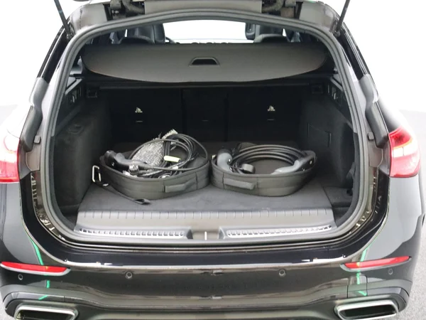 Mercedes-Benz C-Klasse (2023) — foto 21 van 33