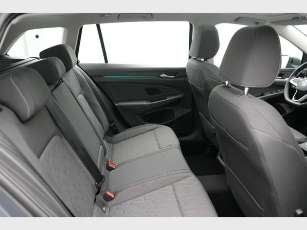 VOLKSWAGEN Golf VIII SW (2025) — foto 7 van 29