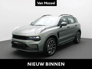 Lynk & Co 01 (2025)