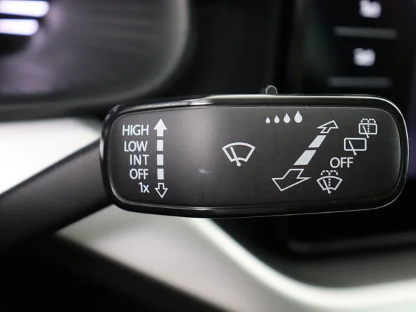 SKODA Scala (2023) — foto 16 van 27