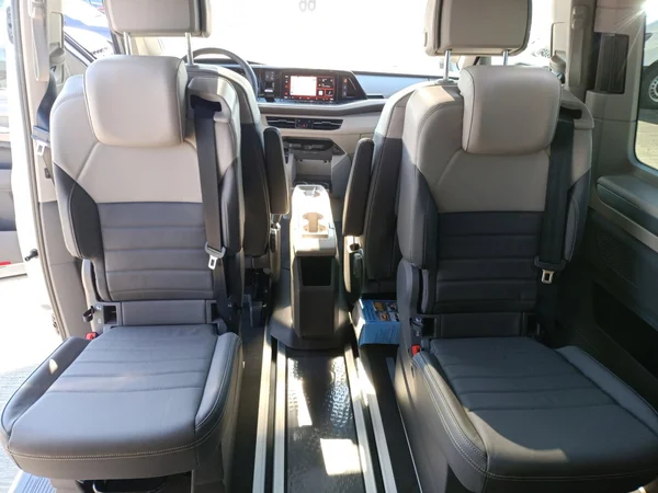 VOLKSWAGEN Multivan T7 (2026) — foto 7 van 17