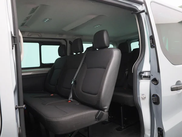 Renault Trafic (2024) — foto 10 van 40
