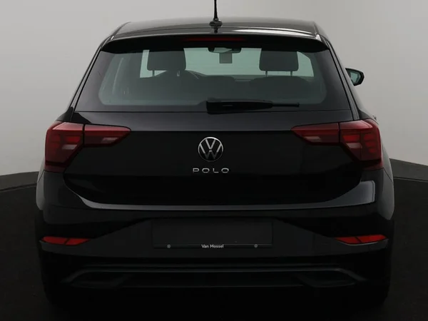 VOLKSWAGEN Polo (2024) — foto 17 van 29