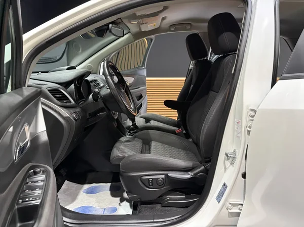 Opel Mokka (2014) — foto 20 van 22