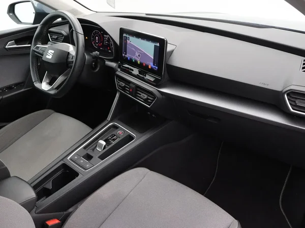 SEAT Leon (2024) — foto 19 van 25
