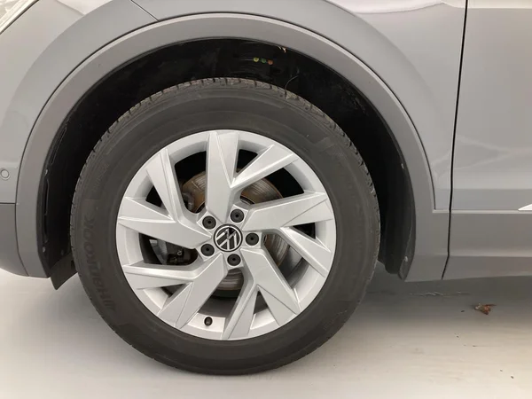 VOLKSWAGEN Tiguan Dsl (2022) — foto 27 van 36