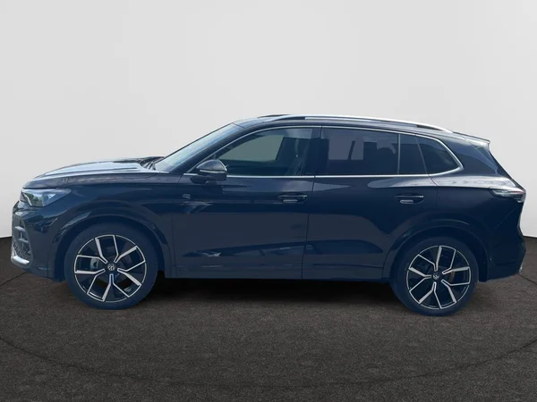 VOLKSWAGEN Tiguan (2024) — foto 8 van 20