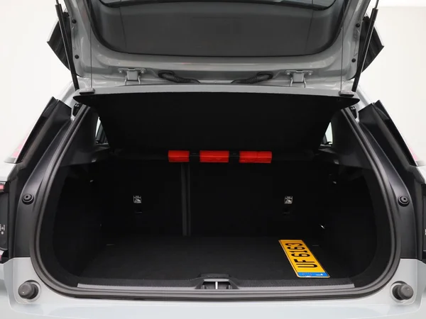 Volvo EX30 (2024) — foto 4 van 40