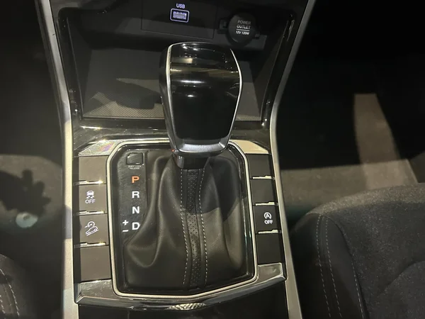 Mercedes-Benz GLC (2026) — foto 13 van 29
