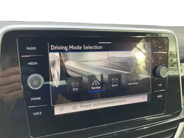 VOLKSWAGEN T-Roc Cabriolet (2022) — foto 13 van 26