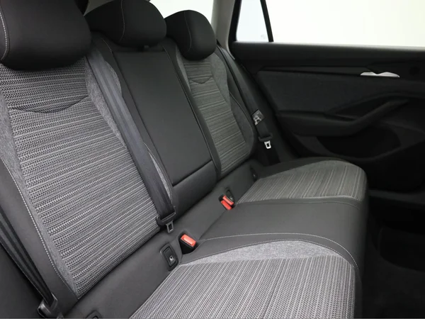 SKODA Superb Combi (2025) — foto 23 van 23
