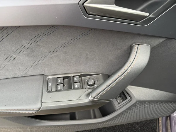 CUPRA Formentor e-Hybrid (PHEV) (2025) — foto 10 van 19