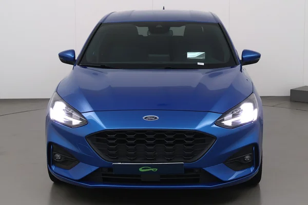 Ford Focus (2021) — foto 9 van 16