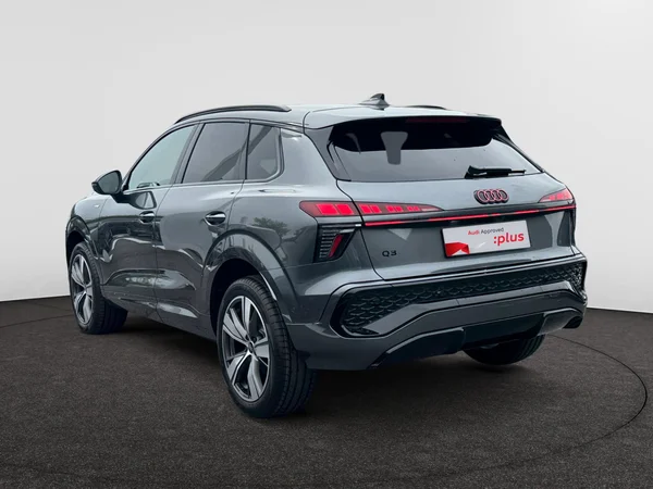 AUDI Q3 SUV (2025) — foto 18 van 24