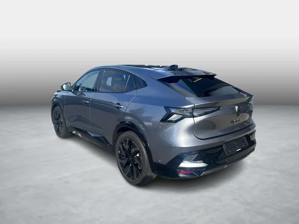 Renault Rafale (2025) — foto 18 van 20