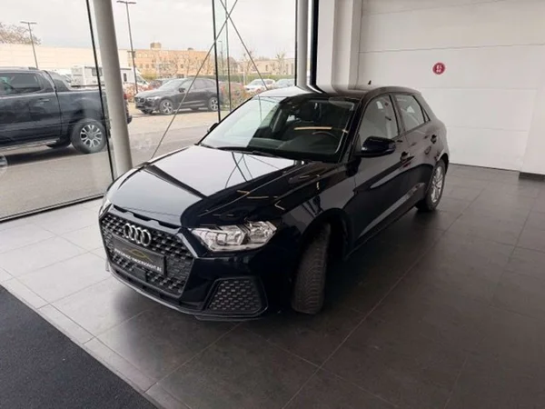 Audi A1 Sportback (2019) — foto 13 van 19