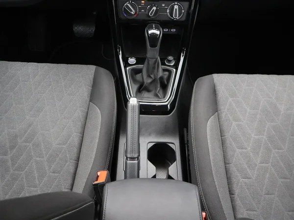 VOLKSWAGEN T-Cross (2025) — foto 13 van 27