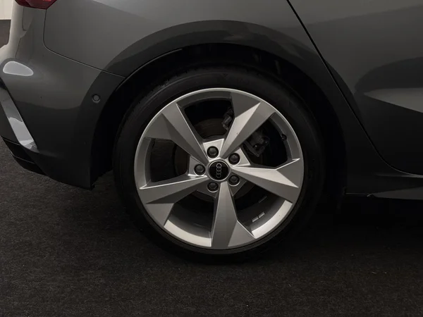 AUDI A3 Sportback (2025) — foto 12 van 18