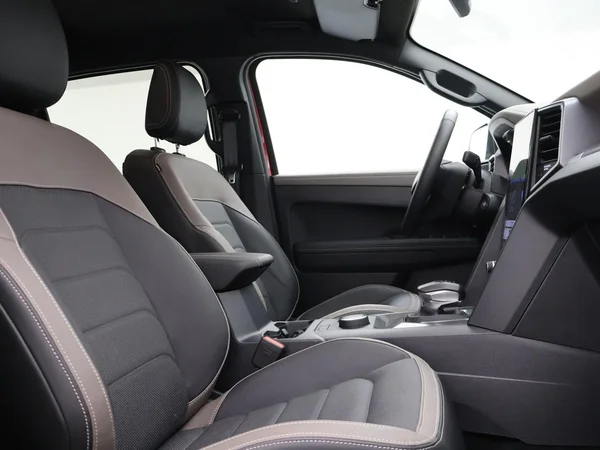 VOLKSWAGEN Amarok Double Cab Dsl (2026) — foto 17 van 27