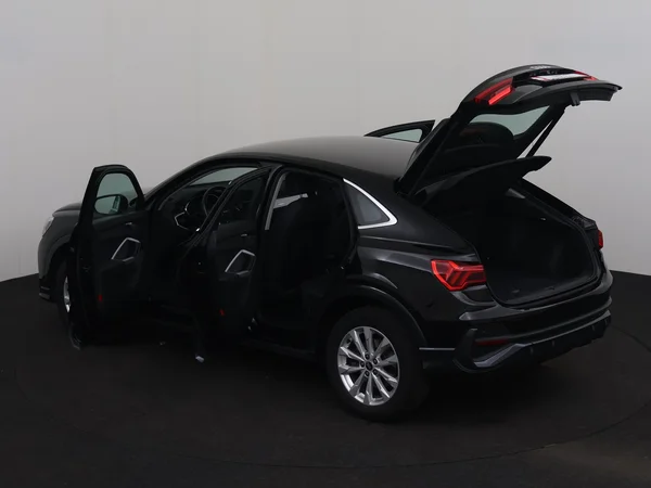 AUDI Q3 (2022) — foto 30 van 31
