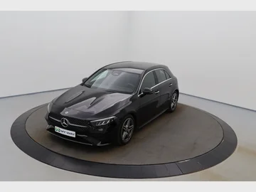 MERCEDES-BENZ A 200 (2024)