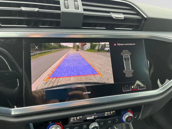 AUDI Q3 (2020) — foto 9 van 23
