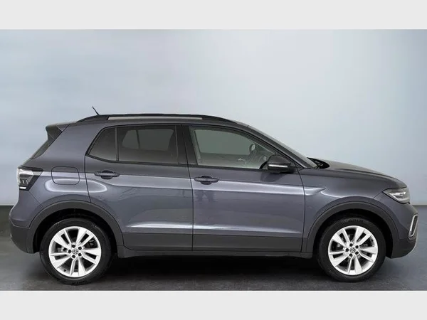 Volkswagen T-Cross (2025) — foto 20 van 26