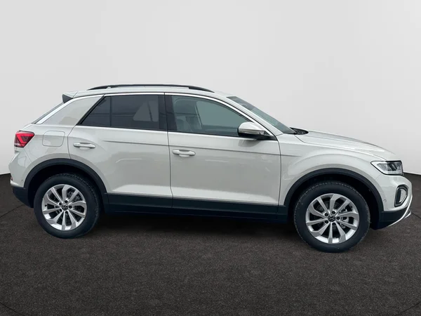 VOLKSWAGEN T-Roc (2026) — foto 13 van 24