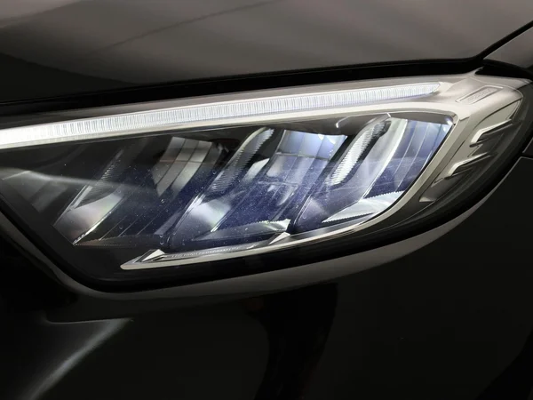 Mercedes-Benz GLC (2025) — foto 10 van 50