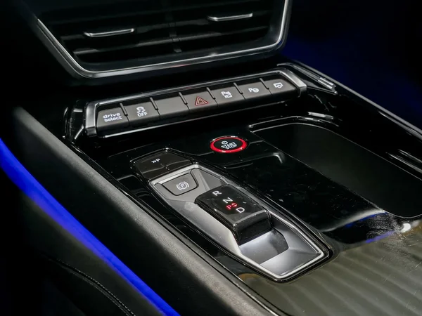 AUDI RS e-tron GT (2021) — foto 27 van 44