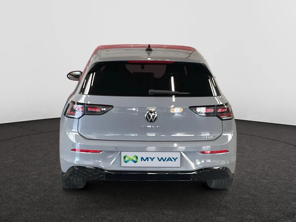 VOLKSWAGEN Golf VIII (2025) — foto 17 van 22