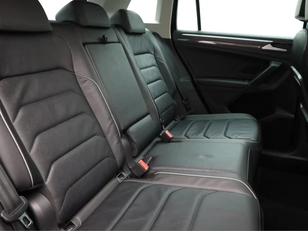 VOLKSWAGEN Tiguan (2019) — foto 22 van 22