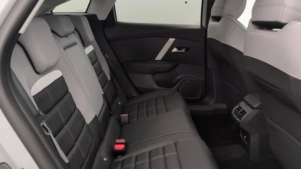 Citroen C4 (2025) — foto 10 van 23