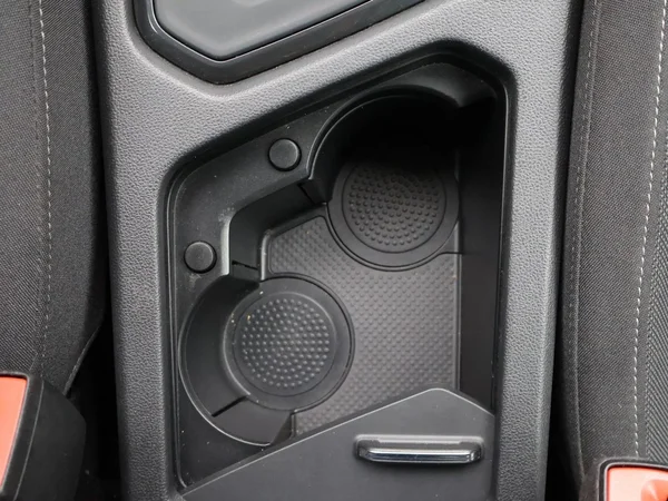 Volkswagen Tiguan (2022) — foto 13 van 24