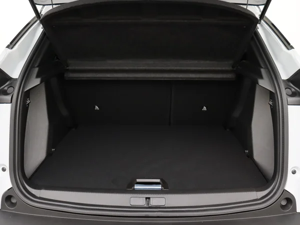 PEUGEOT 2008 (2025) — foto 9 van 27