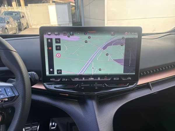 CUPRA Tavascan (2026) — foto 6 van 24