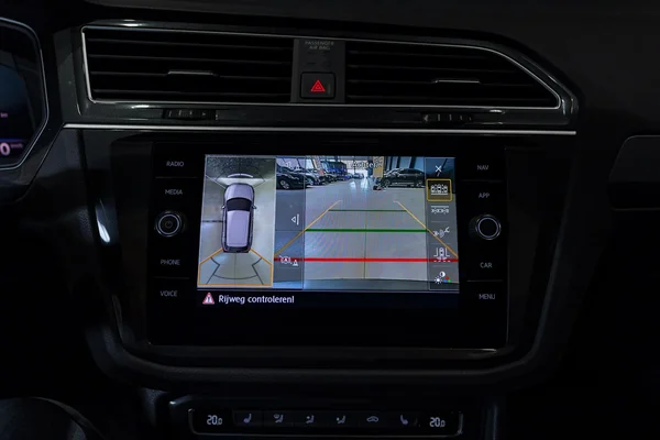 Volkswagen Tiguan (2020) — foto 28 van 43