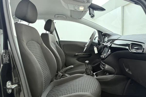 Opel Corsa (2018) — foto 26 van 28