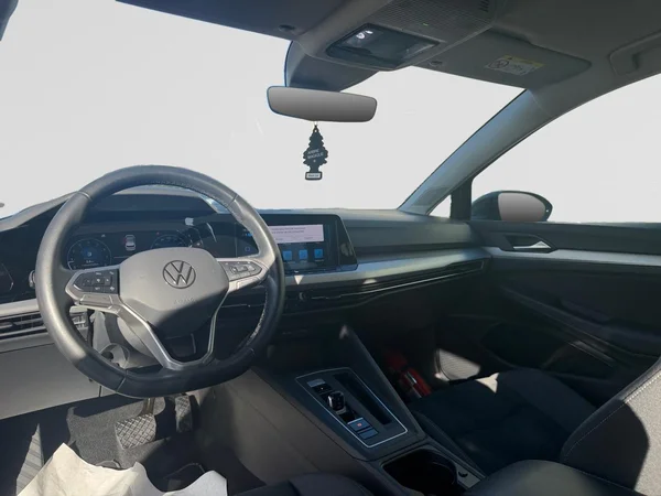 VOLKSWAGEN Golf VIII (2023) — foto 3 van 20