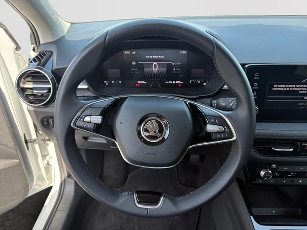 SKODA Fabia (2024) — foto 2 van 20