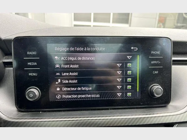Skoda KAMIQ (2021) — foto 15 van 30