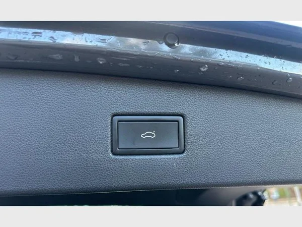 Volkswagen Tiguan (2023) — foto 25 van 33