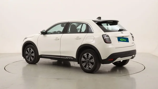 Fiat 600 (2025) — foto 17 van 23