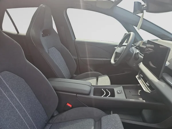 VOLKSWAGEN ID.3 Neo (2026) — foto 5 van 16